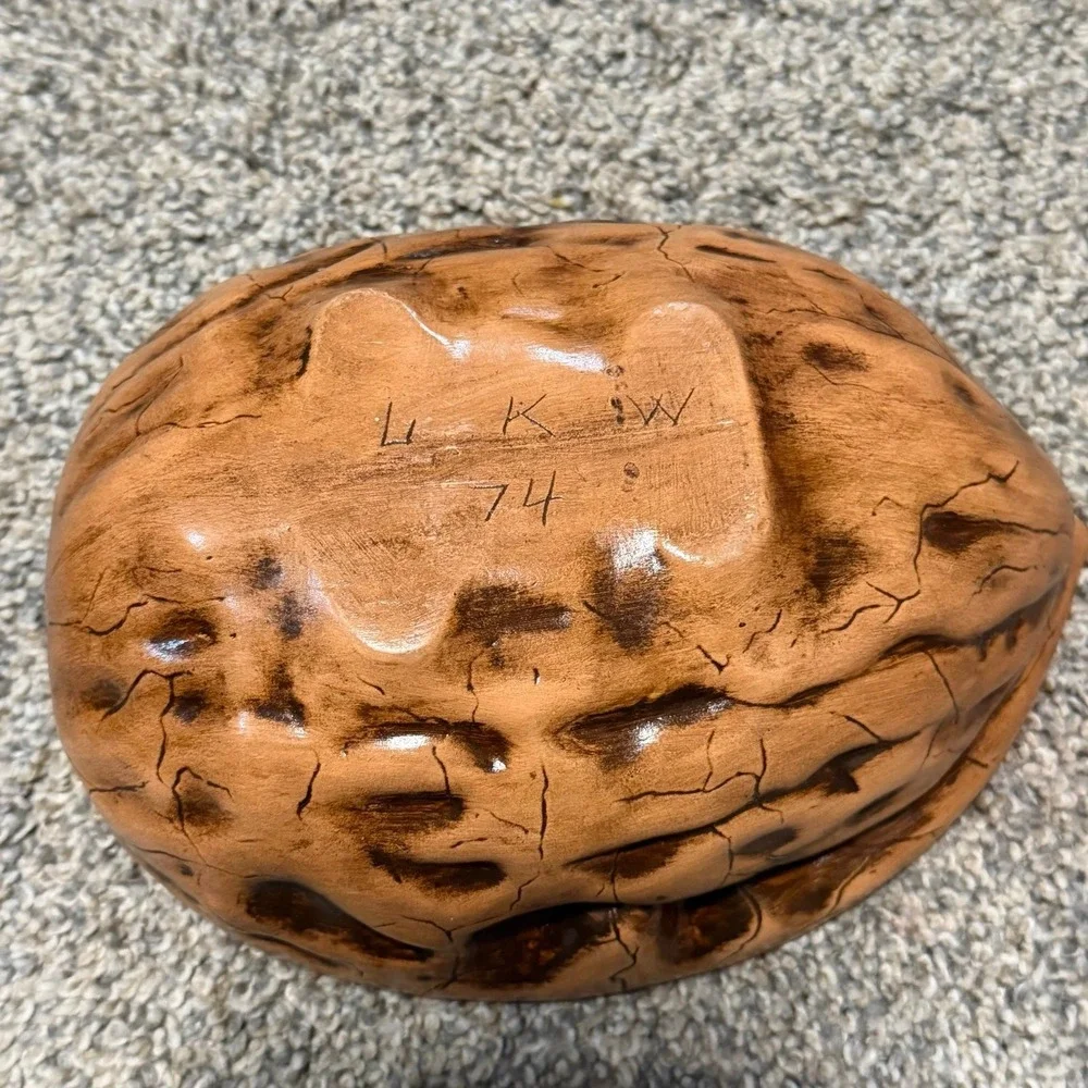 Vintage Walnut Squirrel Covered Dish Candy Nut‎ Bowl Ceramic 1974 Signed